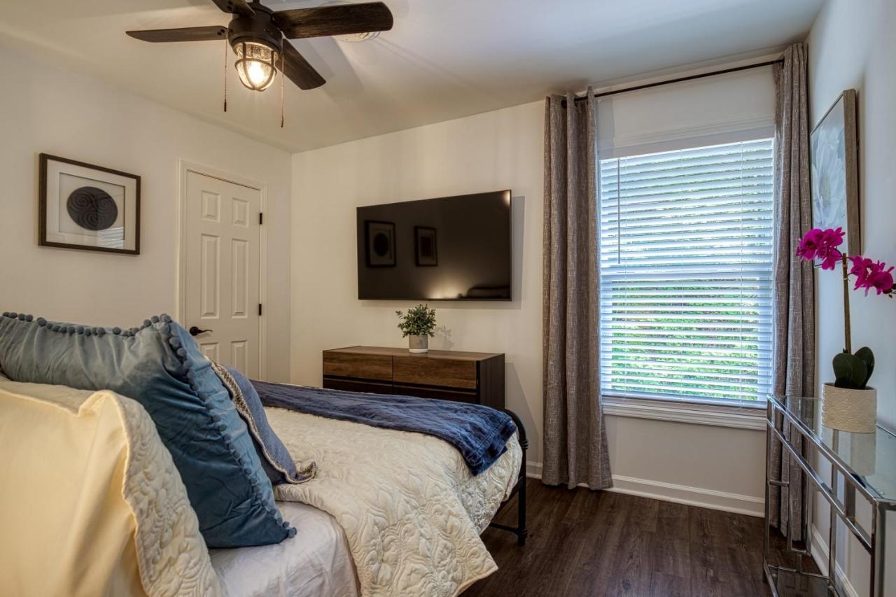 Great Location - Hot Tub - Dog Friendly Villa Sevierville Buitenkant foto